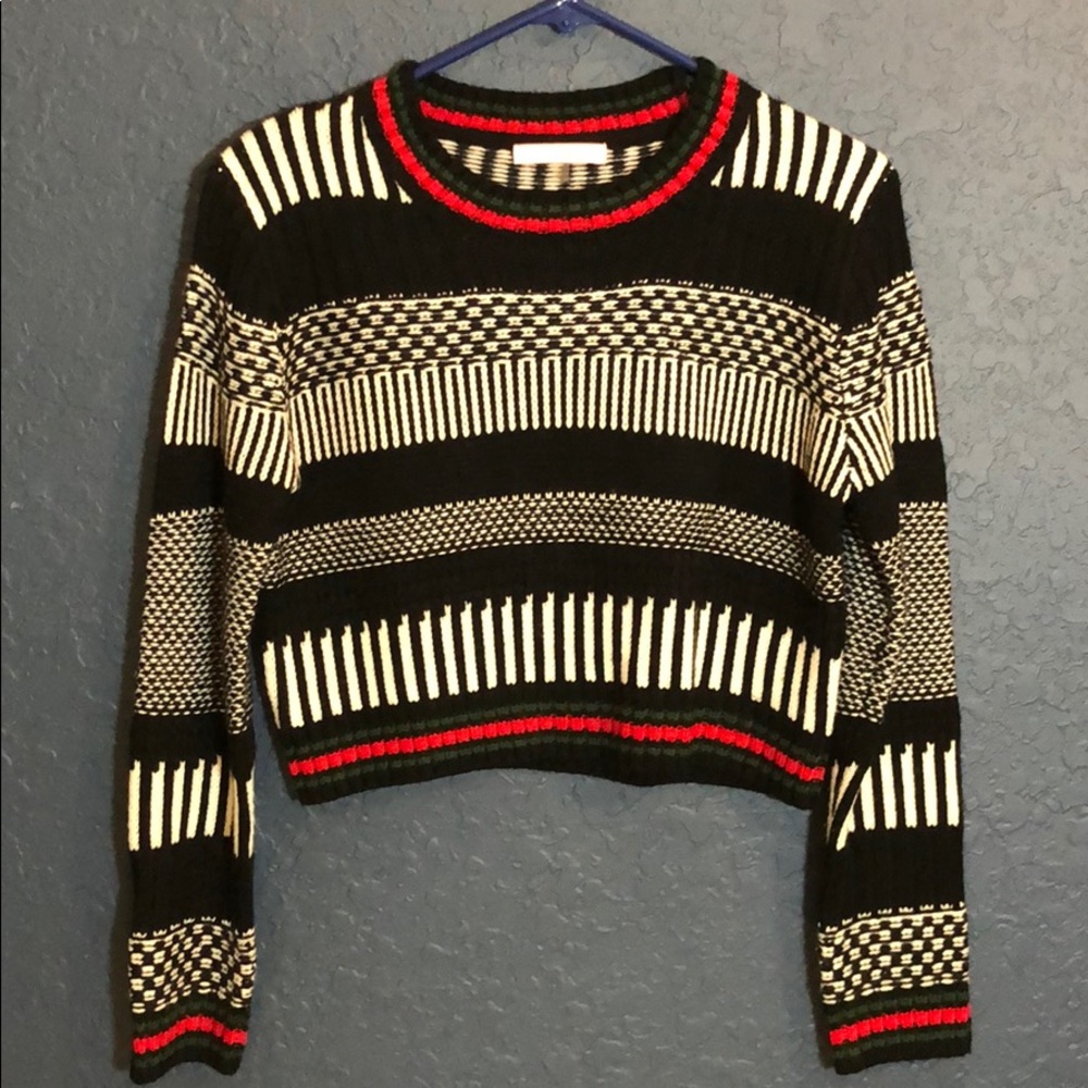 Lulumari black white crop sweater sz small